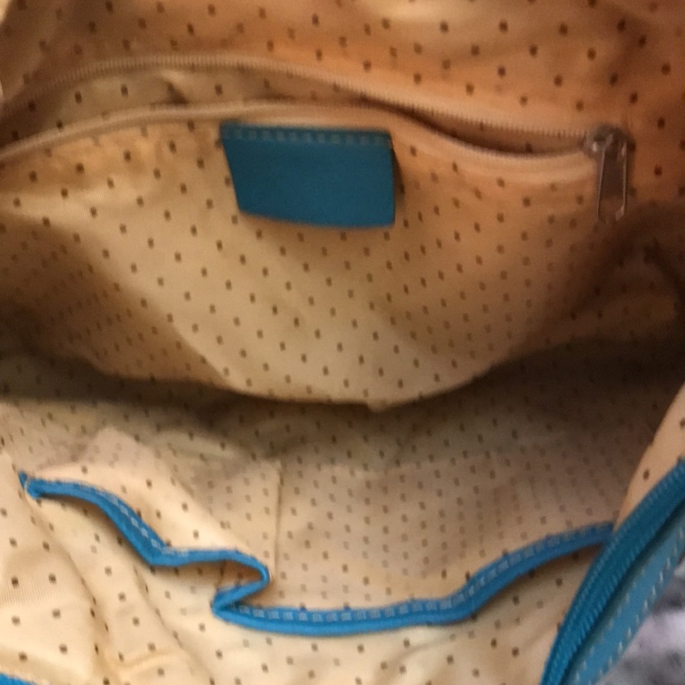 Small Handbag - Picture 3 of 4
